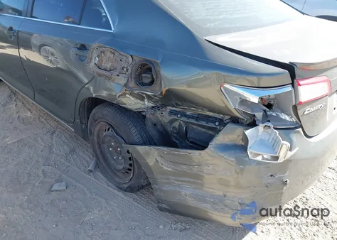 2012 Toyota Camry Le z USA, uszkodzony, nr VIN 4T4BF1FK8CR192966